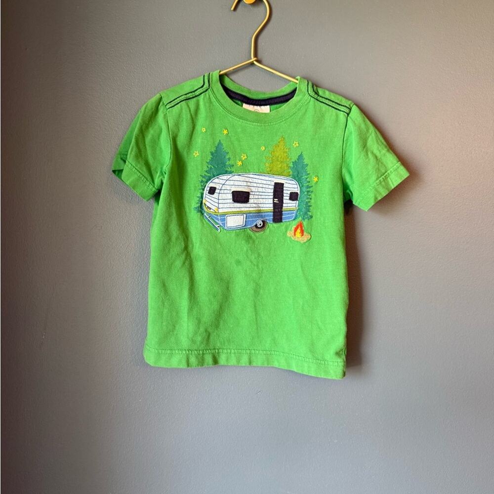 Hanna Andersson Green Kids T-Shirt with‎ Camper applique